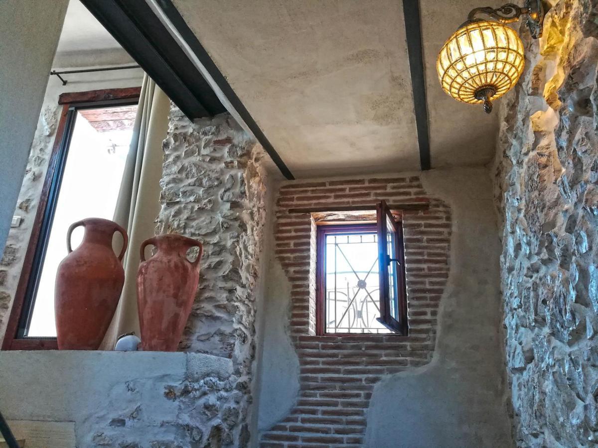 B&B Milleunapietra Romantic Guest House Ausonia Екстер'єр фото