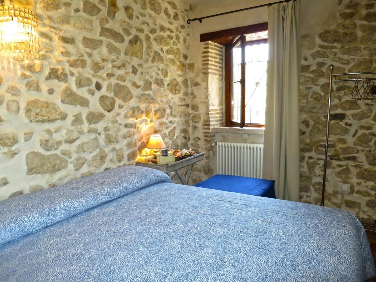 B&B Milleunapietra Romantic Guest House Ausonia Екстер'єр фото