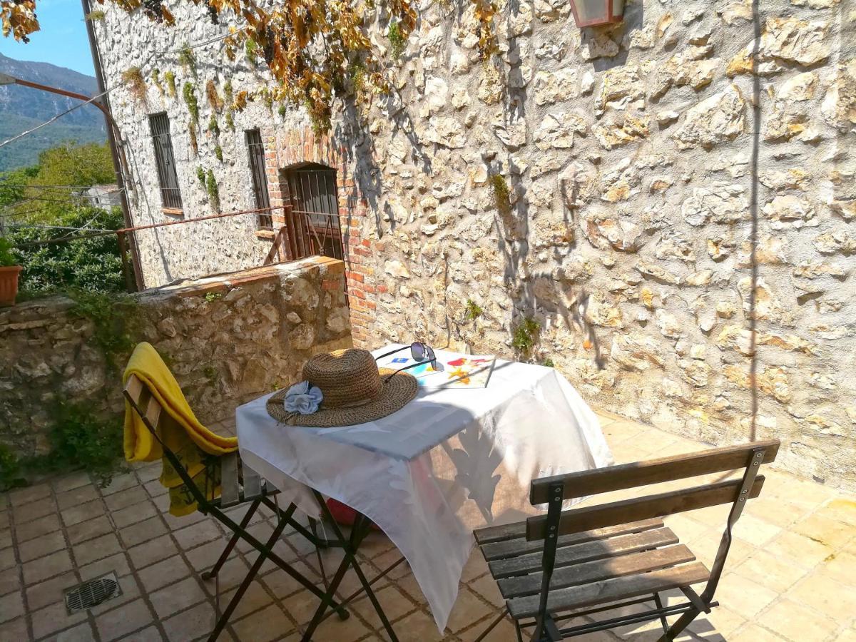 B&B Milleunapietra Romantic Guest House Ausonia Екстер'єр фото