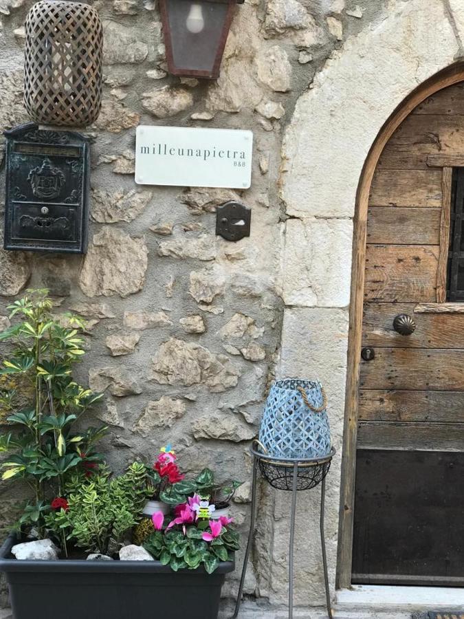 B&B Milleunapietra Romantic Guest House Ausonia Екстер'єр фото