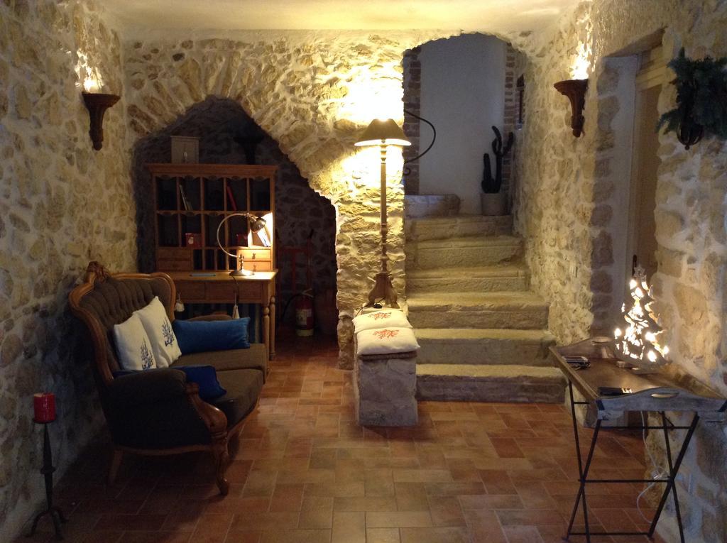 B&B Milleunapietra Romantic Guest House Ausonia Екстер'єр фото