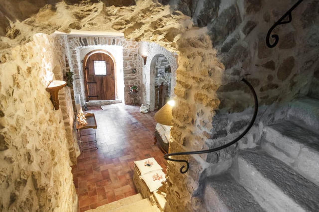 B&B Milleunapietra Romantic Guest House Ausonia Екстер'єр фото