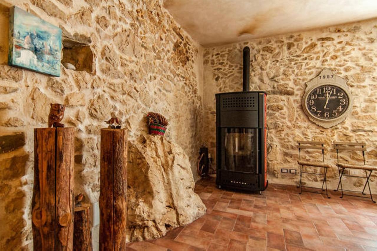B&B Milleunapietra Romantic Guest House Ausonia Екстер'єр фото