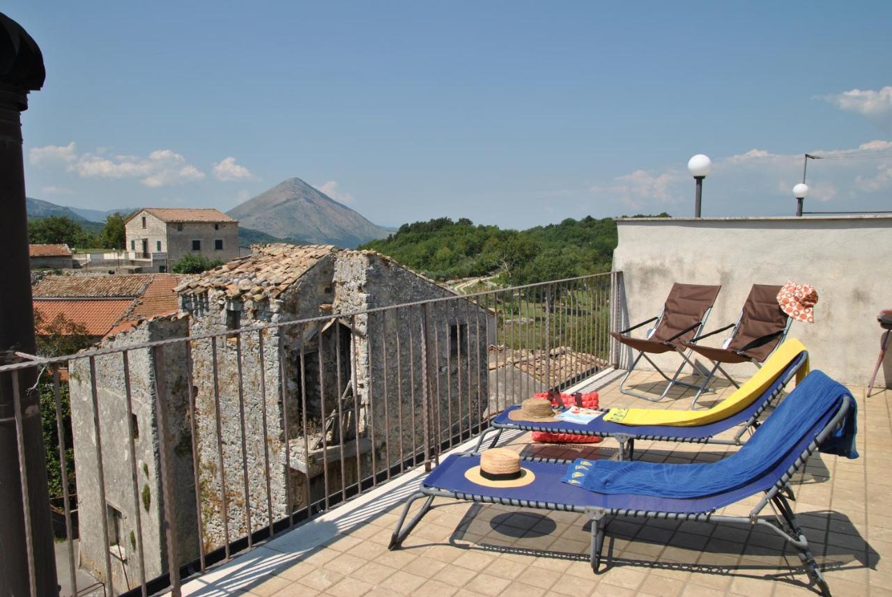 B&B Milleunapietra Romantic Guest House Ausonia Екстер'єр фото